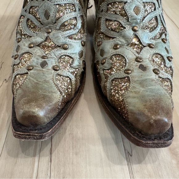 SOLD - Picture 4 of 11